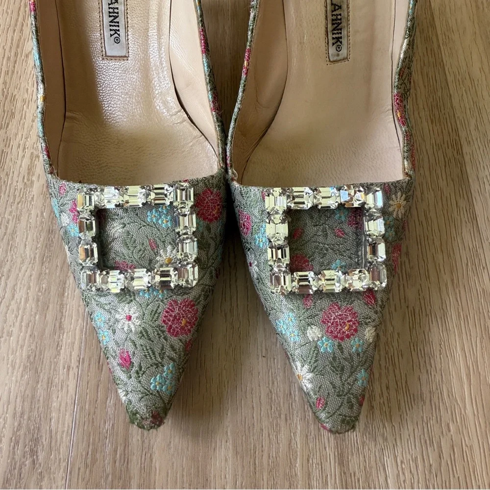 Manolo Blahnik Floral Silk Pumps Heels - Picture 6 of 12